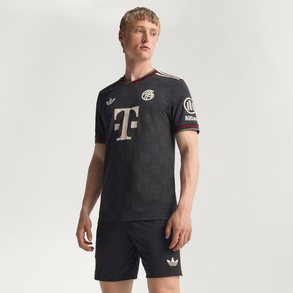 adidas FC Bayern München 2025/26 Ausweichtrikot Authentic