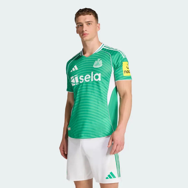 adidas Newcastle United FC 2025/26 Auswärtstrikot Authentic